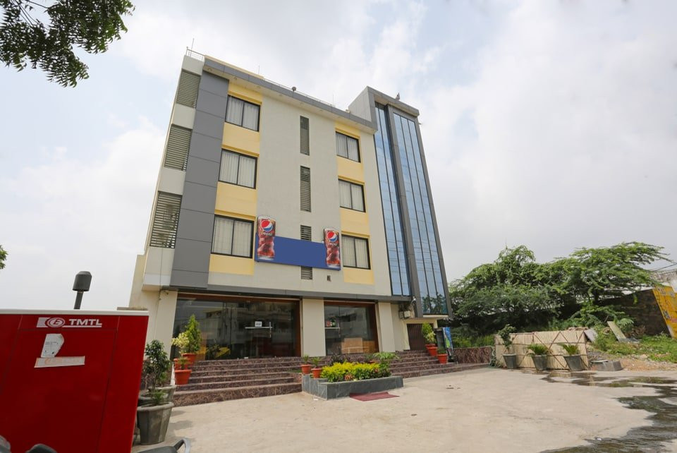 Collection O 9204 Hotel Greenland主图