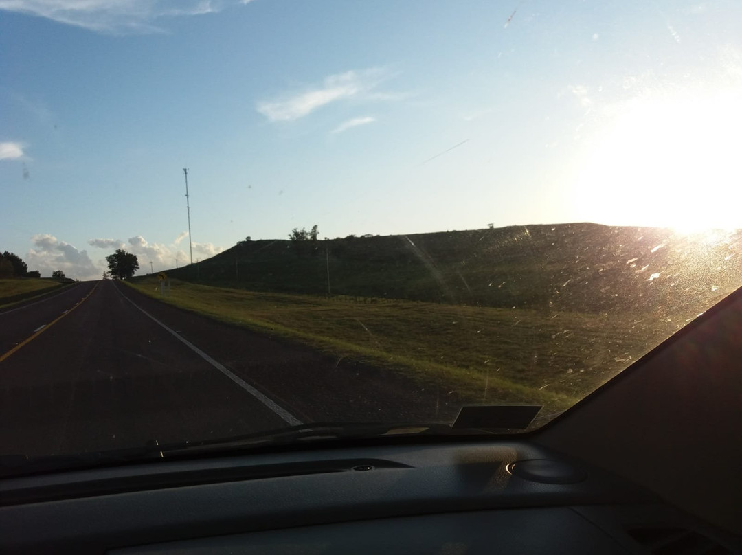 Escaleras del Cerro Marconi-Rivera必去景点