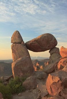 Balancing Rocks景点图片