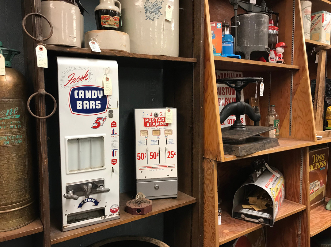 Apple Annie's Antique Gallery景点图片
