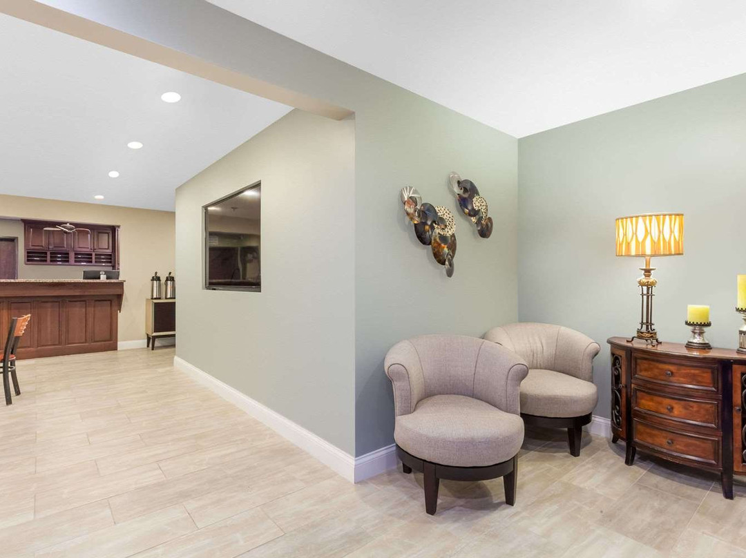 Super 8 by Wyndham Owensboro主图