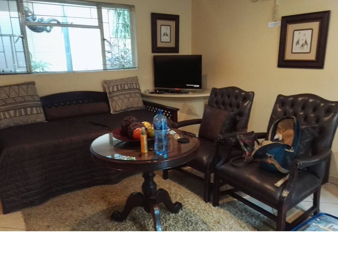 Selati 103 Guest Cottages主图