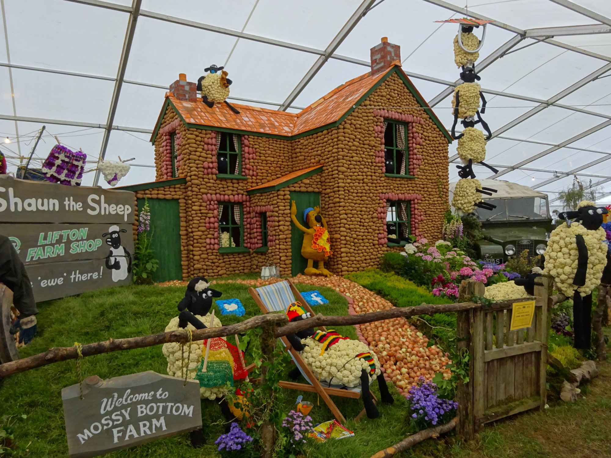 UpDown Cottage-官方