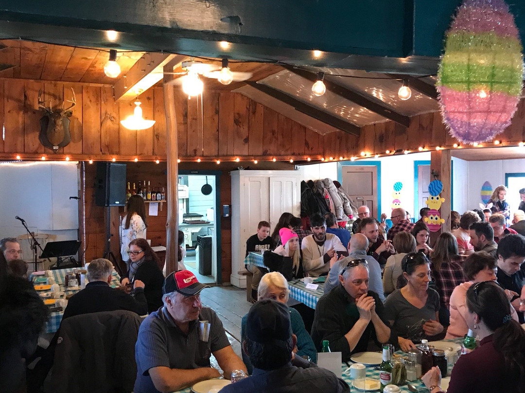 Saint-Joseph-du-Lac餐馆和美食-Domaine du petit st joseph