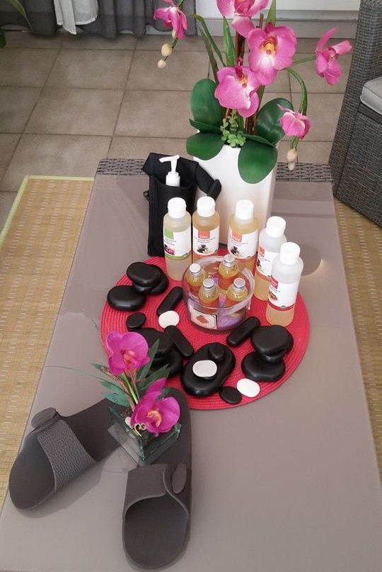 Essenciel-Pertuis必去景点