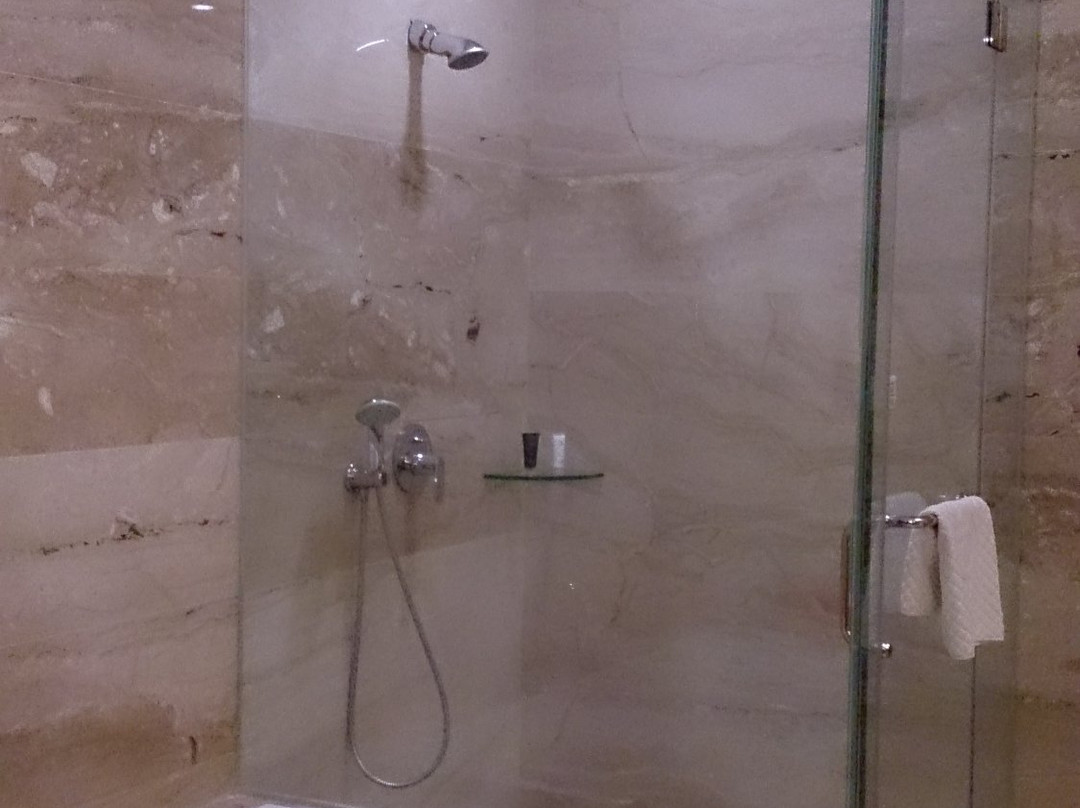 天鹅湖酒店（隐贤山庄度假区常平火车站店）主图