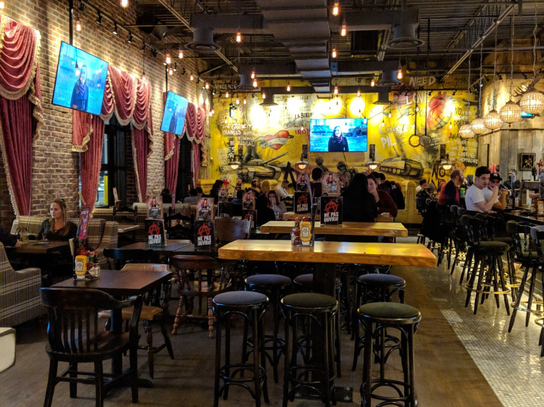 La Belle & La Boeuf - Burger Bar - Repentigny