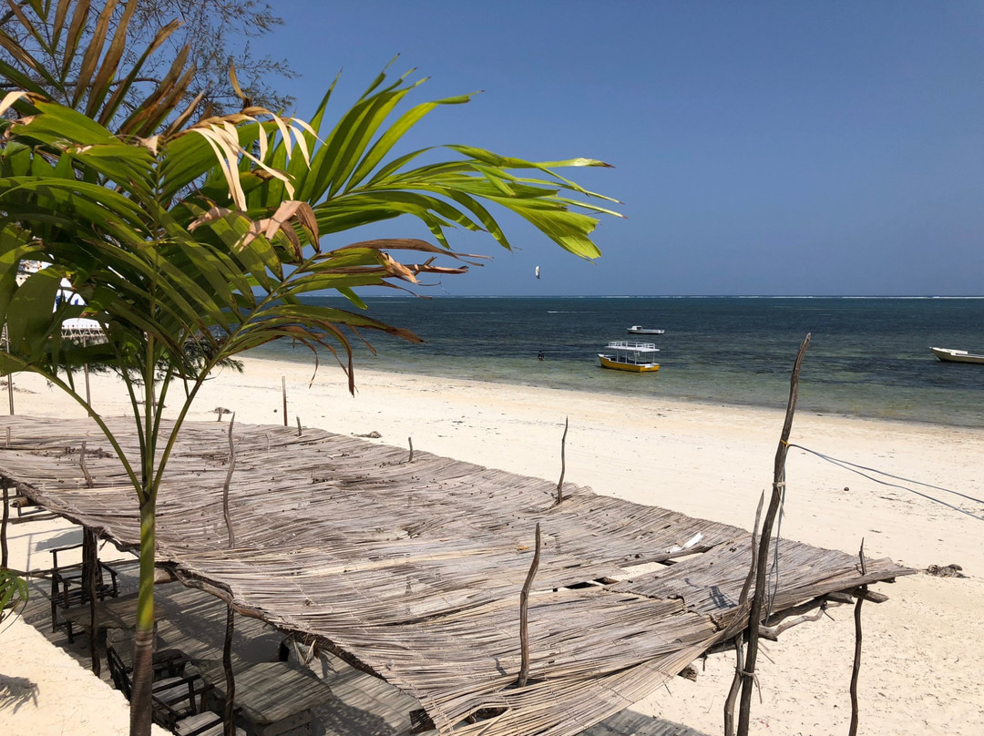 班布里海滩酒店主图