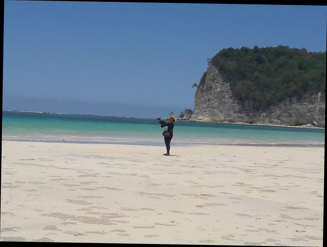Tarimbang  Beach景点图片