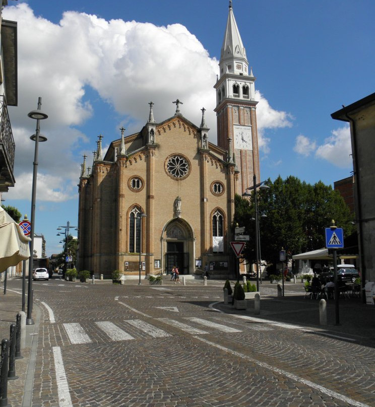 Chiesa dei Santi Gervasio e Protasio-麦斯特必去景点