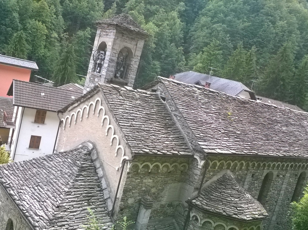 Bognanco旅游景点-Oratorio della Beata Vergine Annunziata