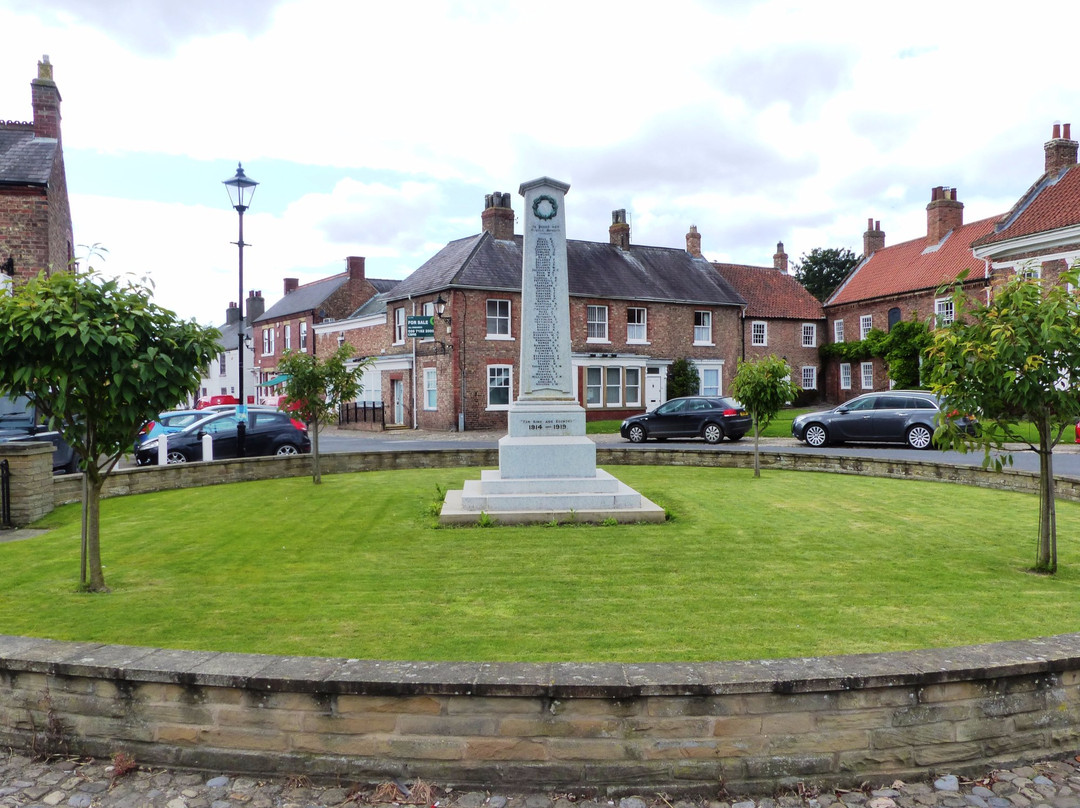 The Easingwold War Memorial景点图片