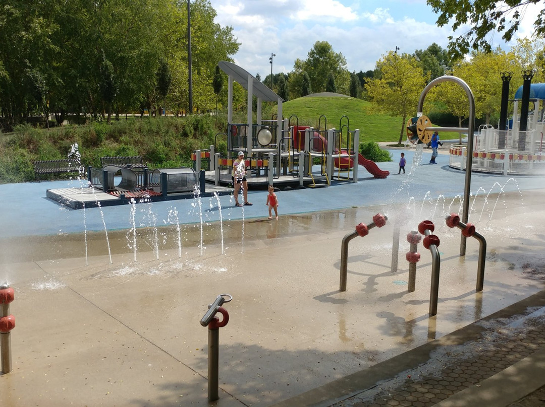 Louisville Waterfront Park景点图片