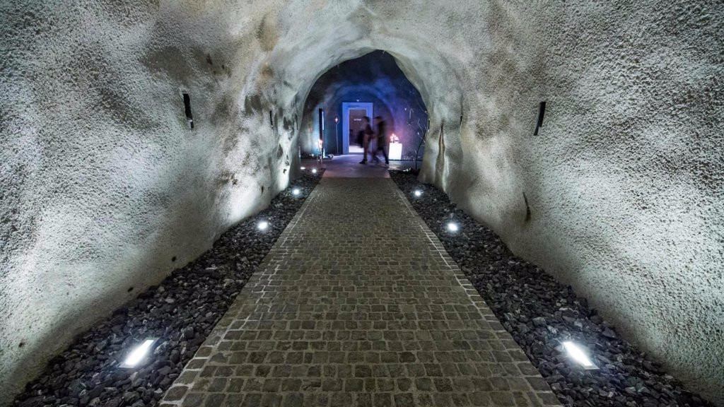 Cantina Caverna景点图片