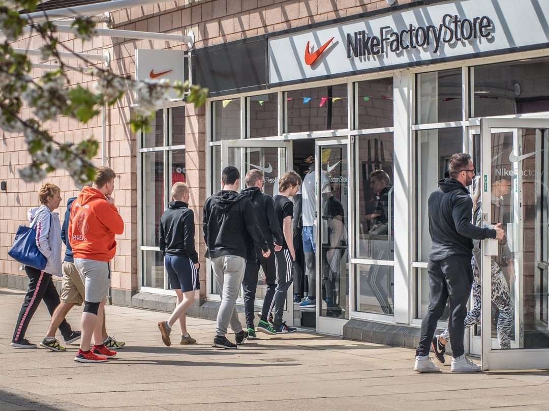 Tillicoultry旅游景点-Affinity Sterling Mills Outlet Shopping