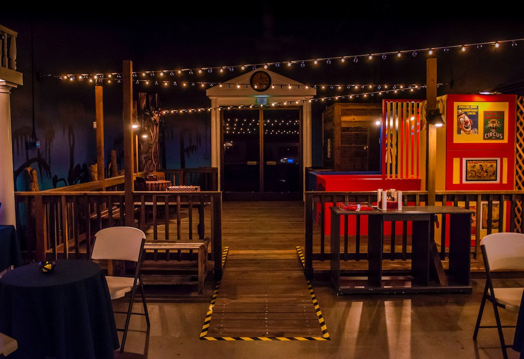 Red Lantern Escape Rooms-Brea必去景点