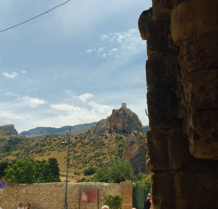 Torre Bennistra-Scopello必去景点