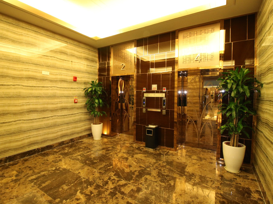 希尔顿欢朋酒店主图