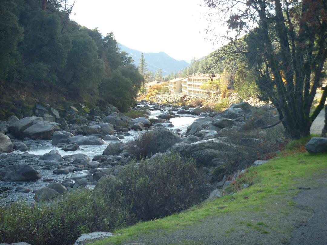 Scenic Route Highway 49-奥克赫斯特必去景点