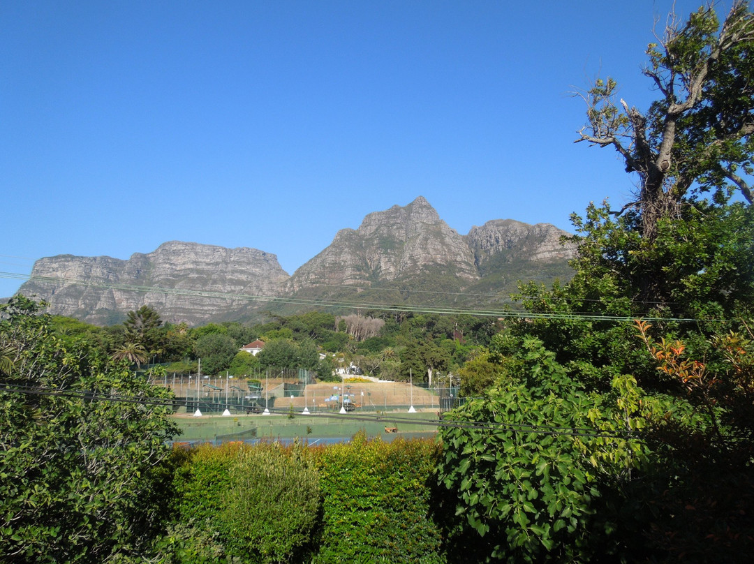 Devonshire House主图