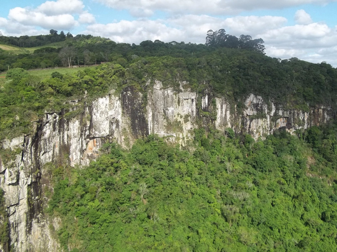 Cachoeira dos Tres Monges景点图片