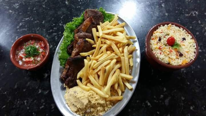 Praia da Enseada餐馆和美食-Bar Do Pedro