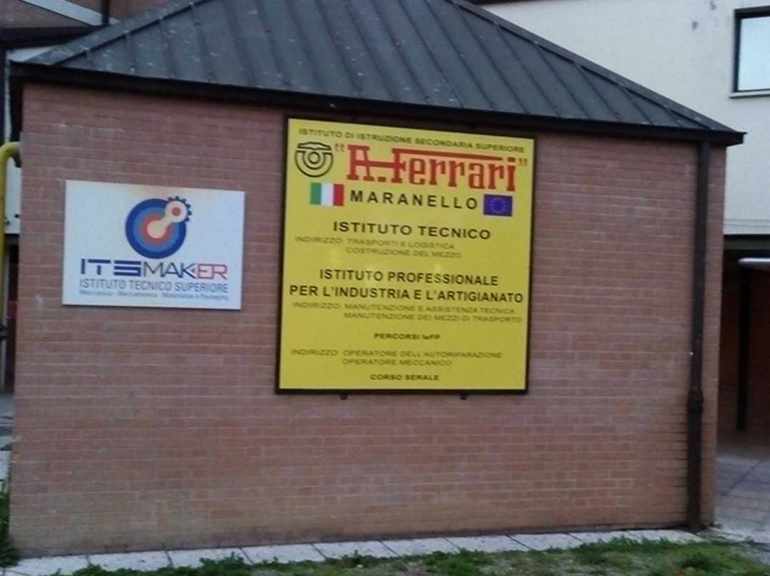 Istituto Tecnico Professionale Statale A. Ferrari景点图片