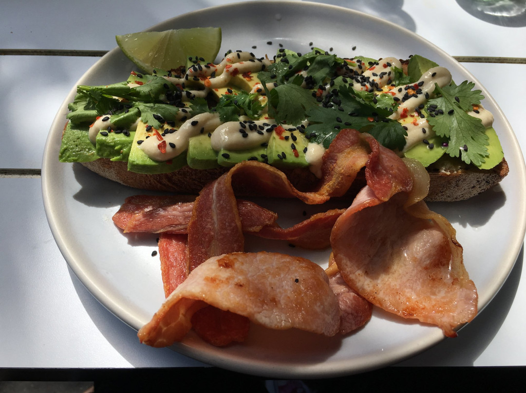 克罗纳拉餐馆和美食-Blackwood Pantry