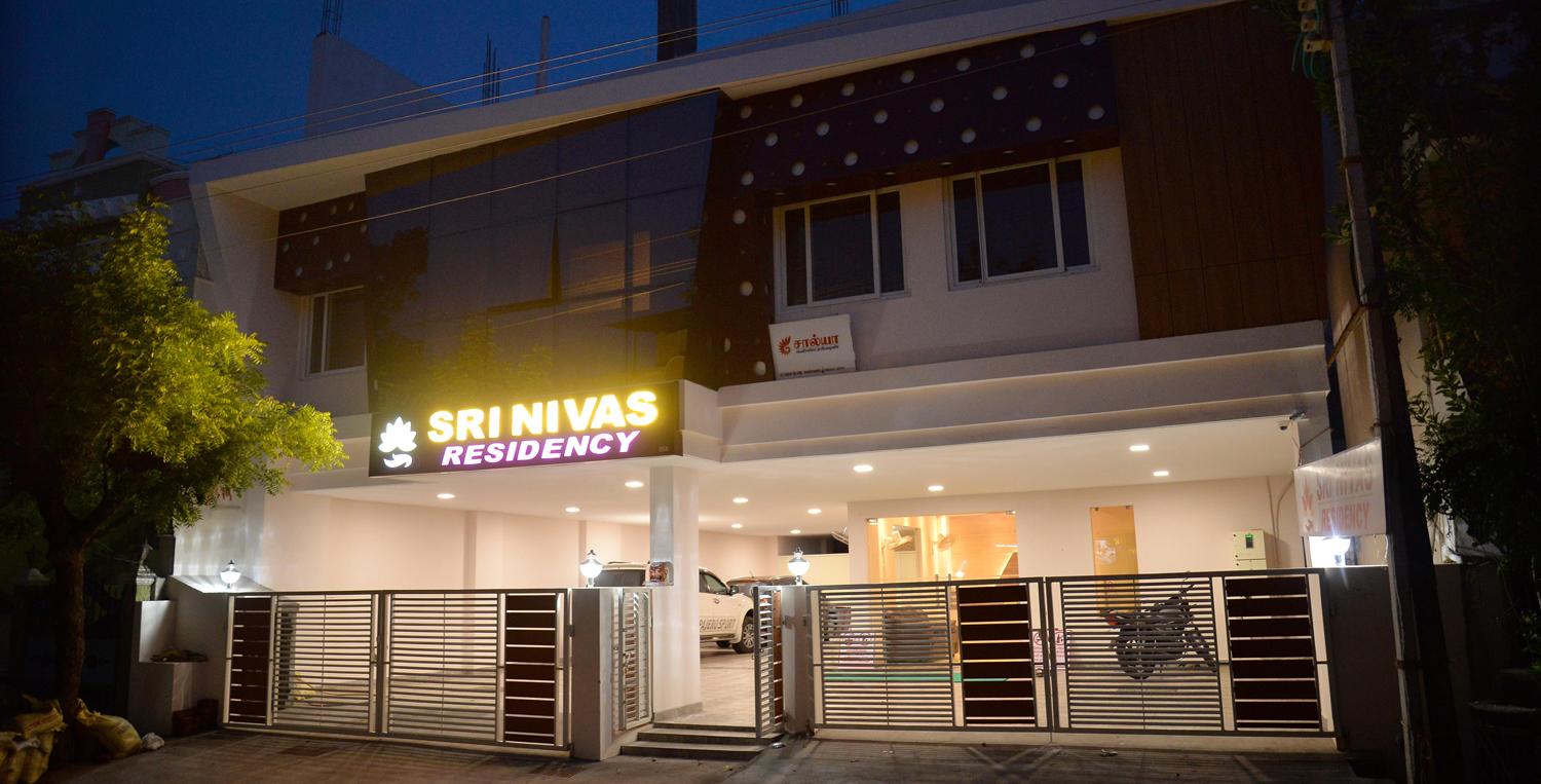 Sri Nivas Residency-官方