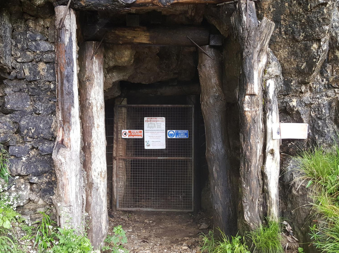 Antiche Miniere Piani Resinelli-Abbadia Lariana必去景点