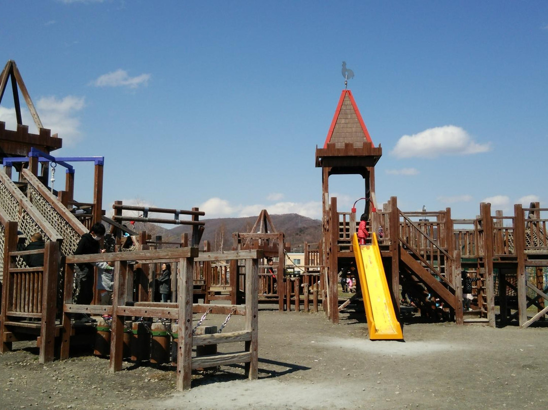 Tonkeshi Park景点图片
