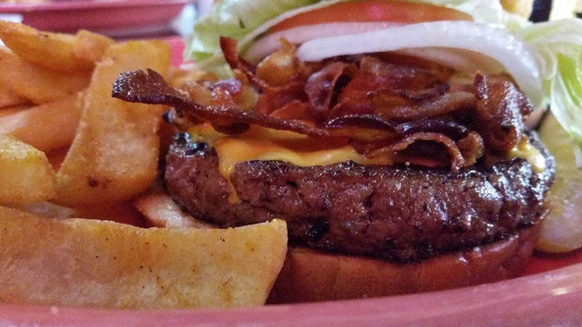 Fillmore餐馆和美食-Central Station Bar and Grill