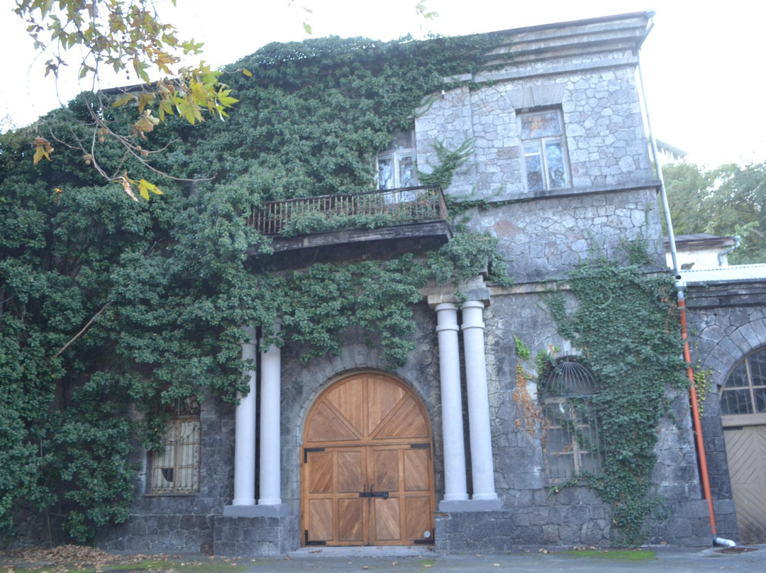 Factory Alushta Massandra-阿卢什塔必去景点