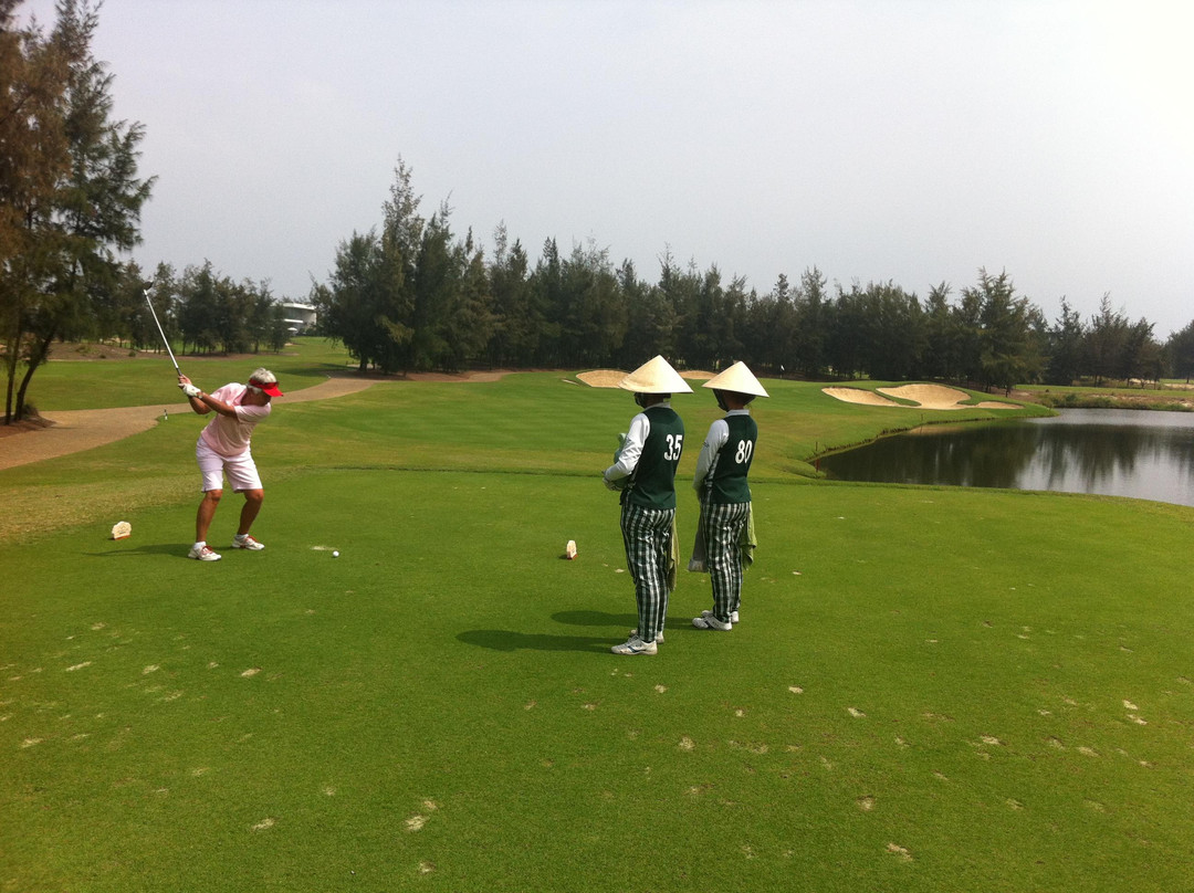 蒙哥马利海湾球场-岘港必去景点