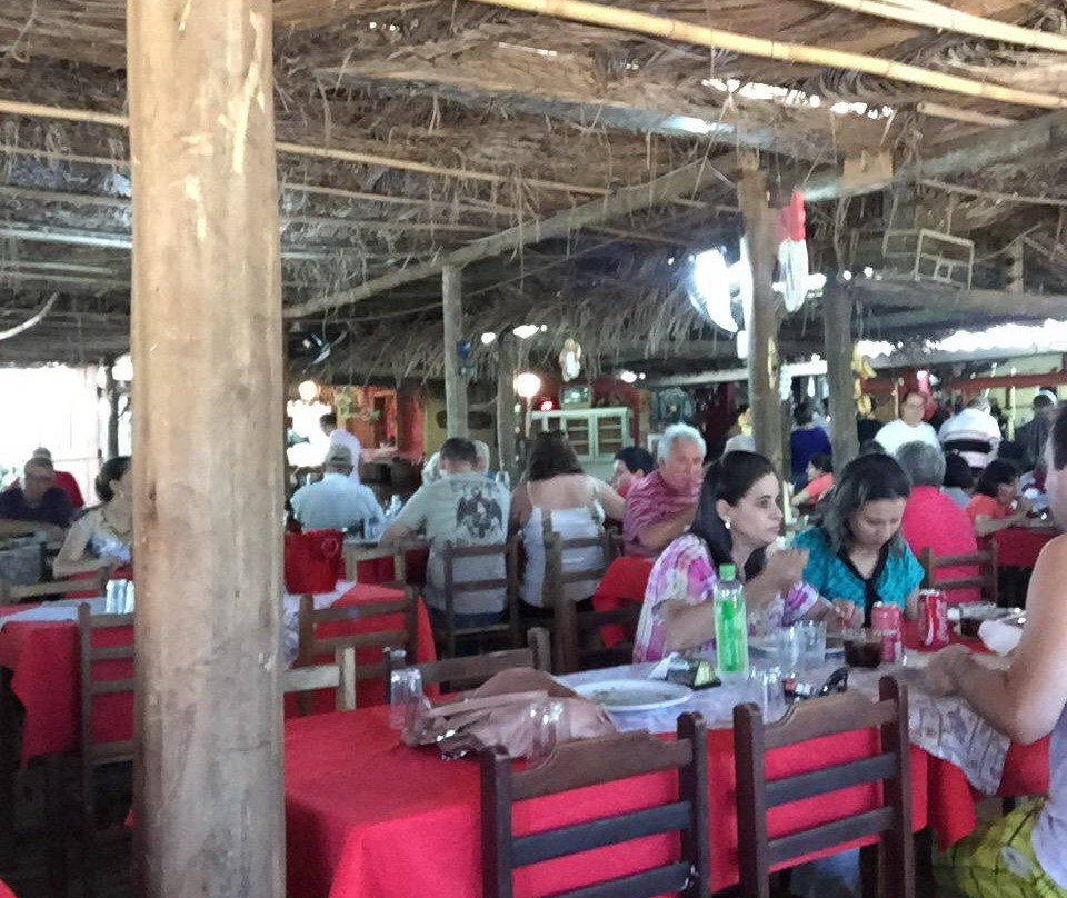 Termas de Ibira餐馆和美食-Restaurante Bironda