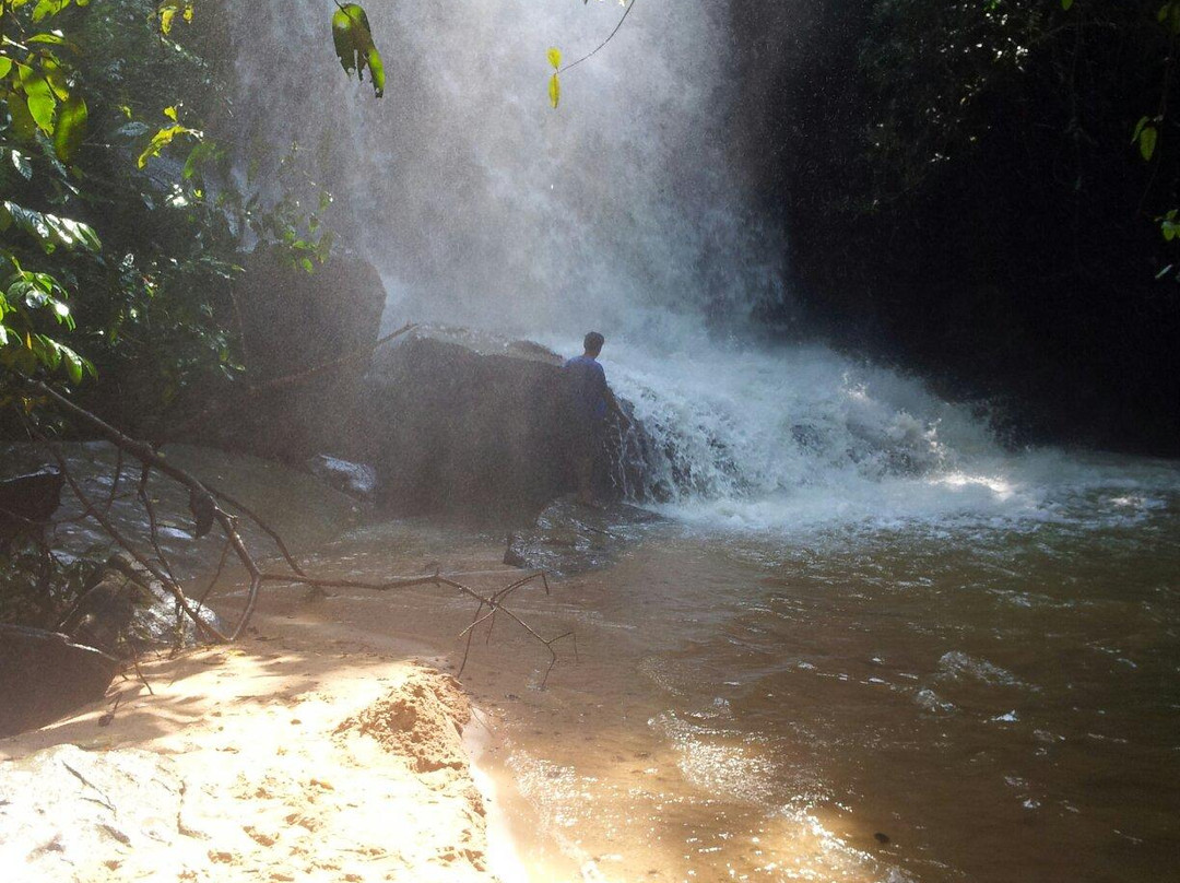 Samrong Kiat Waterfall  (Namtok Pisad)-坤汉必去景点