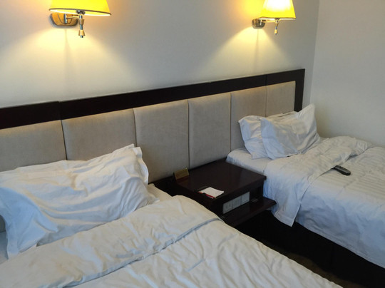 丰荣君华酒店主图