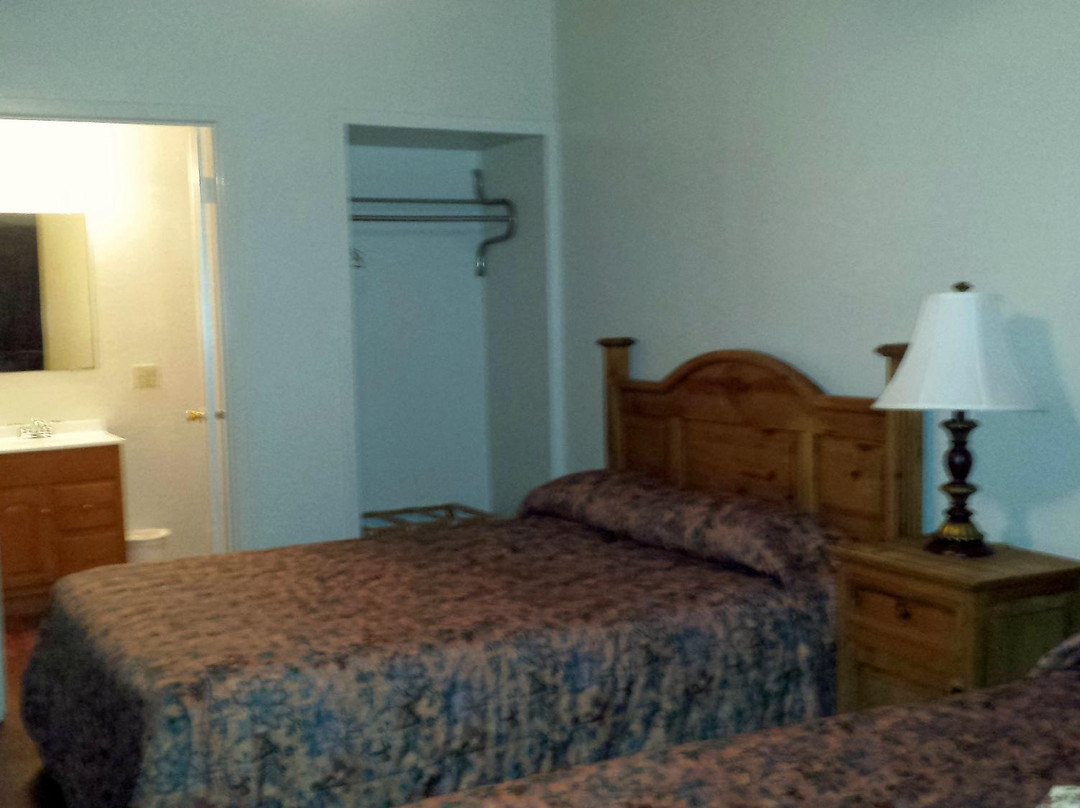 Lodging at Fort Clark Springs主图