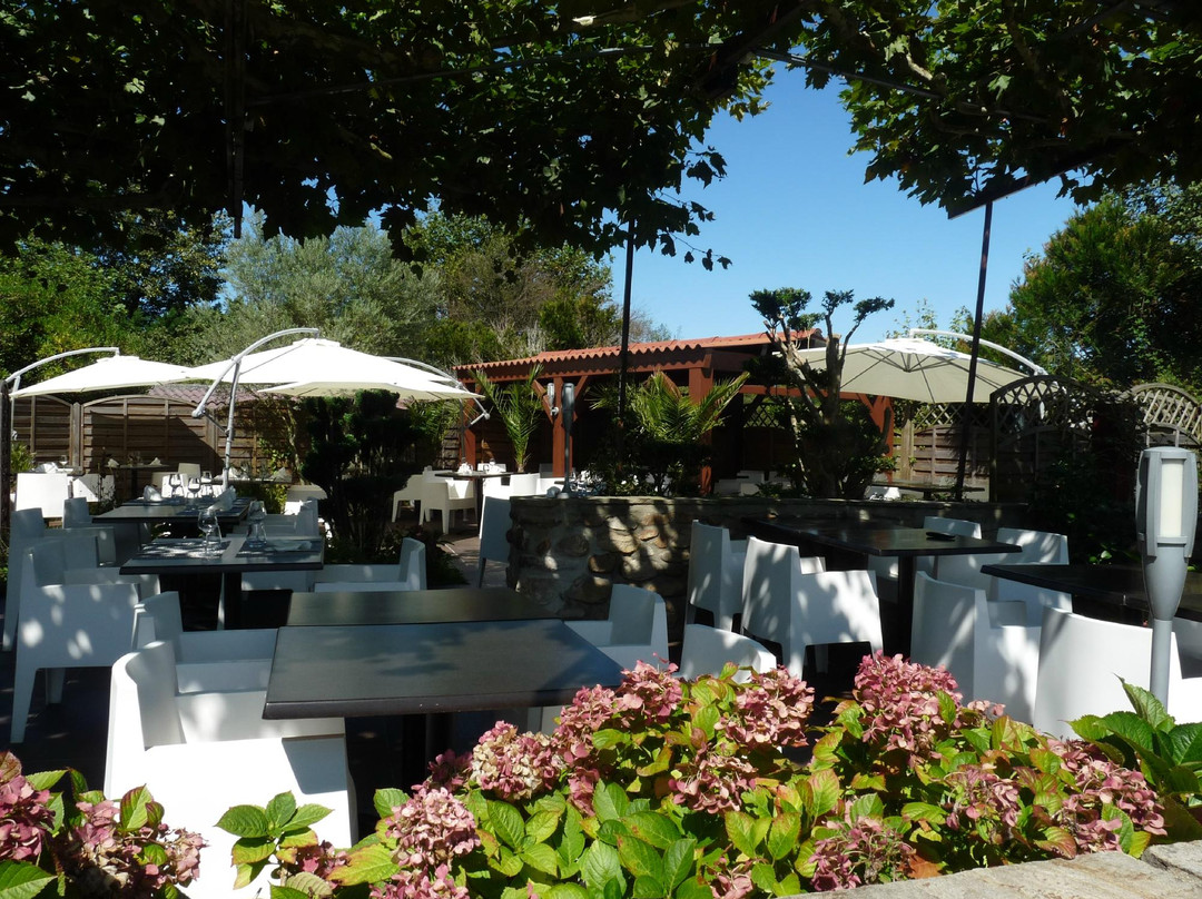 Trabenia Hôtel Restaurant主图