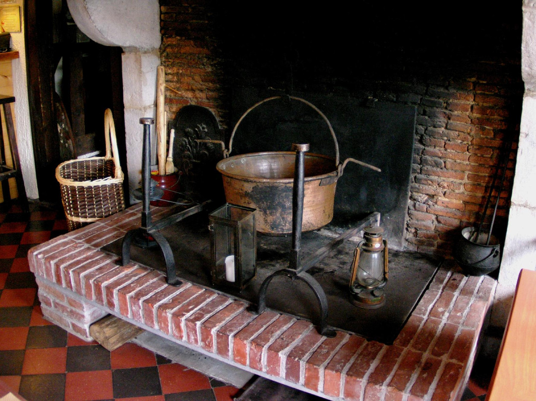 Logis Hôtel Linça主图