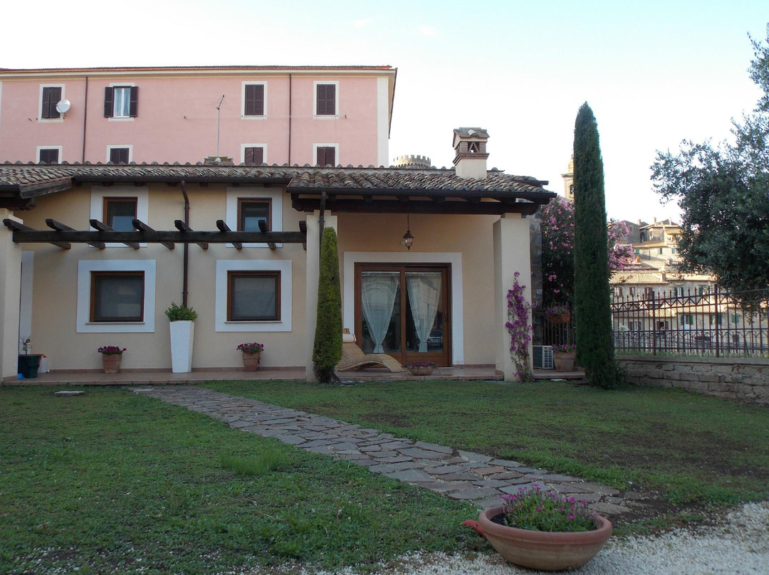 Bella di Casa Apartments