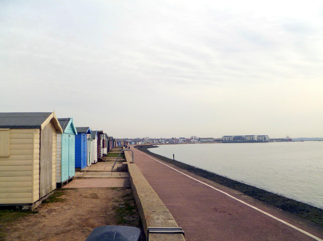 Brightlingsea Beach景点图片