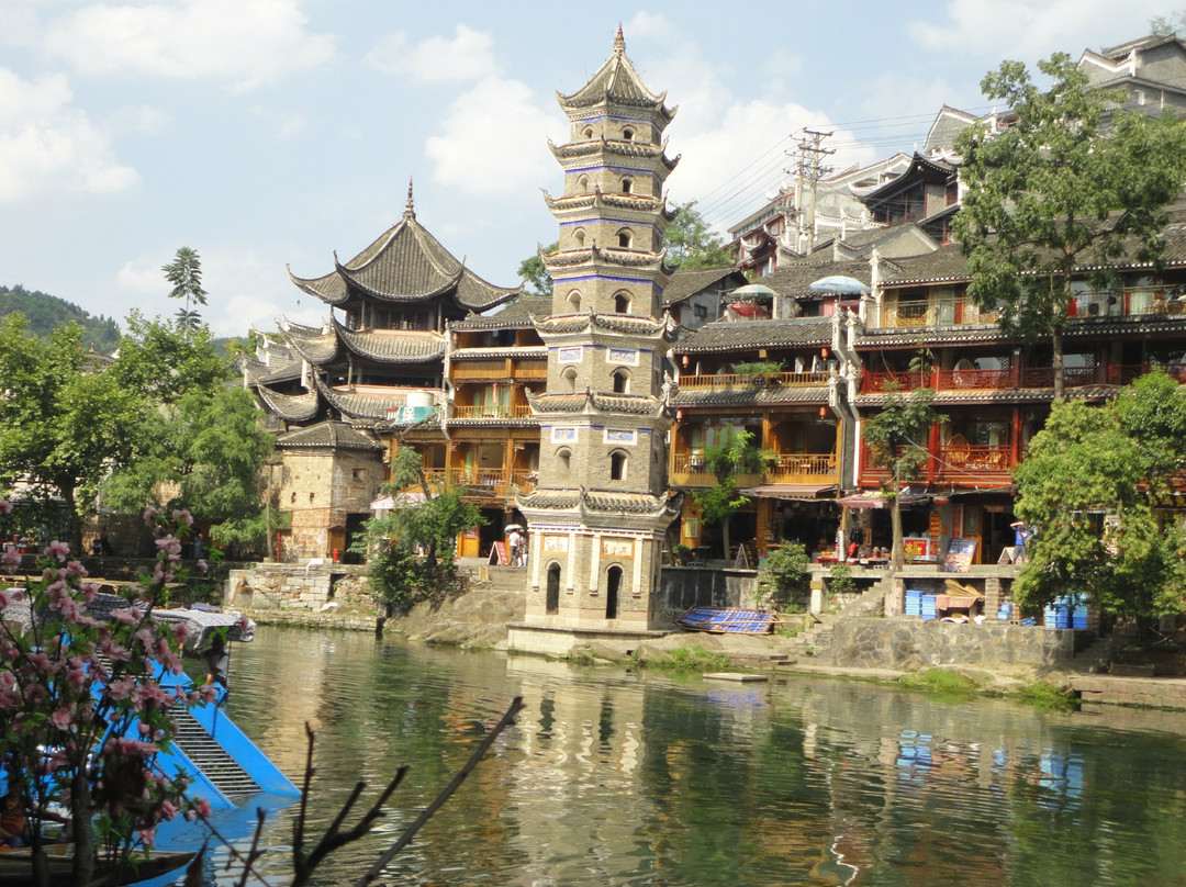 凤凰镇景点图片