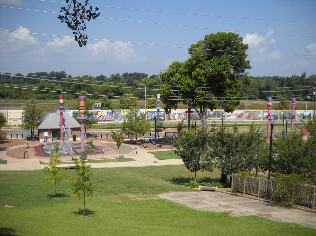 Vicksburg Riverfront Murals景点图片