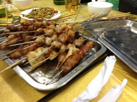 胖太太四川麻辣排骨串(镇江路店)主图