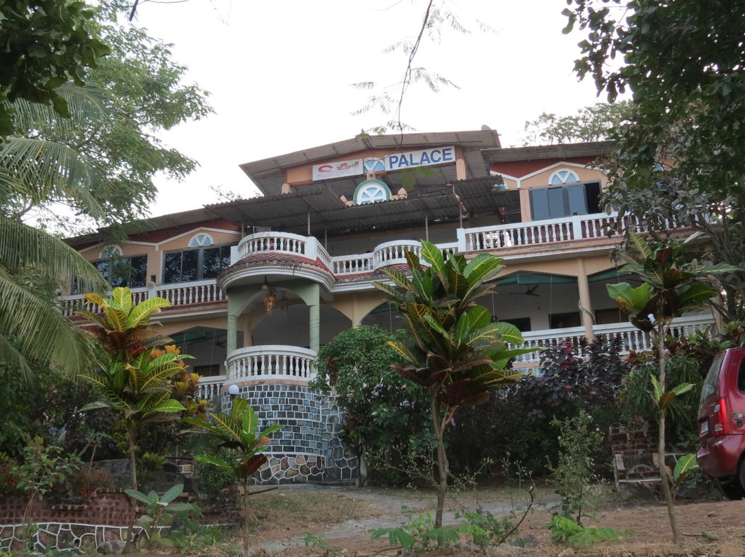 Sai Palace Sea View Hill Resort主图