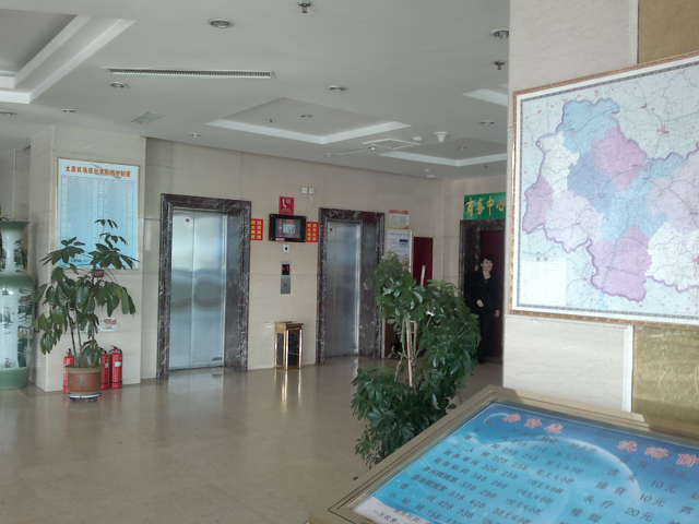 日月大酒店主图