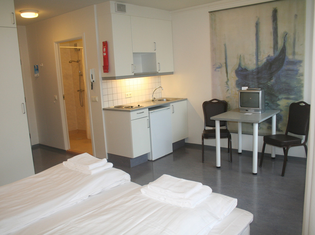 Blue Arctic Hotel Sudurgata主图