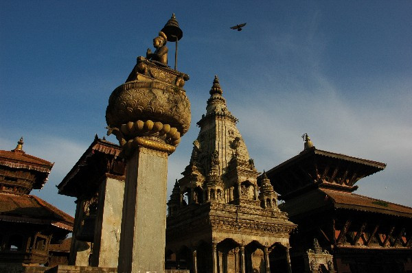 巴德岗杜巴广场-巴克塔布必去景点
