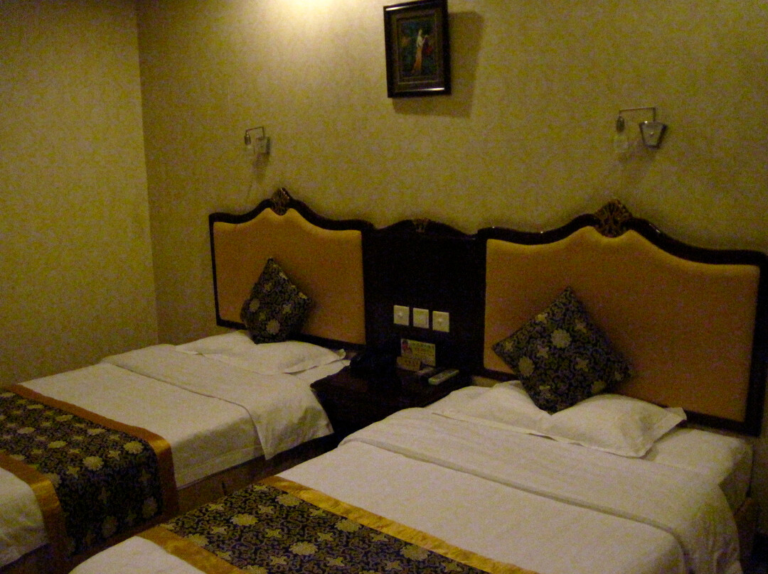 花园大酒店主图